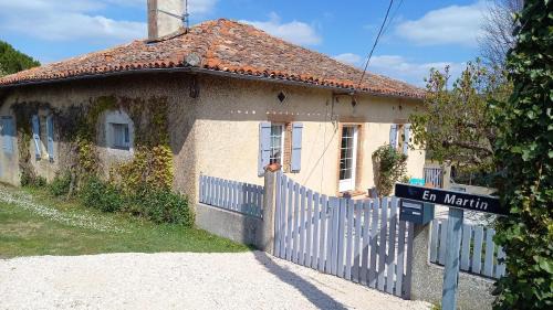 Martisserre Casa | Maison chaleureuse à Martisserre avec jardin privatif et cheminée