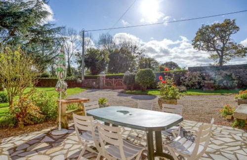 Pordic Casa | Maison chaleureuse à Pordic avec jardin et cheminée