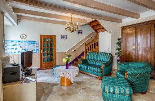 Pordic Casa | Maison chaleureuse à Pordic avec jardin et cheminée