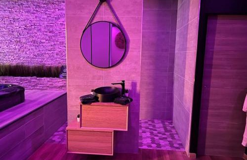 Harnes Casa | Maison charmante avec jacuzzi à Harnes - Idéale pour un week-end