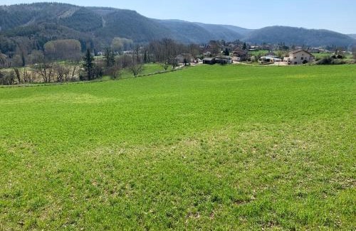 Saint-Gery Casa | Maison charmante avec vue sur la montagne à Saint-Géry + Piscine