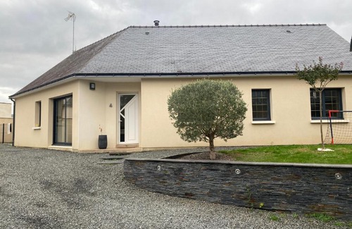 Montreuil-sur-Maine Casa | Maison chiron