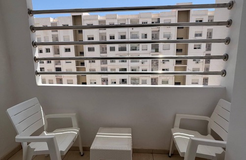 Cite Al Mohammadi Apartamento | Maison Ciccio – Bright, Modern & Perfectly Located