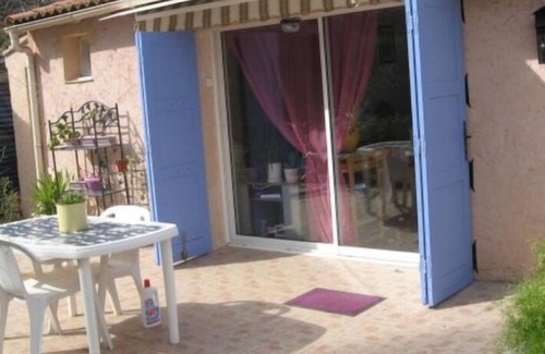 Toulon Casa | Maison Cigalon 4 pers dans la pinède, var, Toulon, plage, piscine, clim, pinede