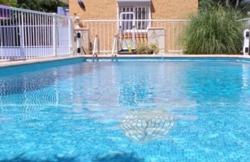 Toulon Casa | Maison Cigalon 4 pers dans la pinède, var, Toulon, plage, piscine, clim, pinede