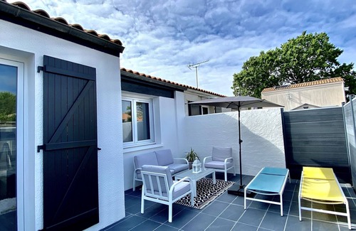 Saint-Xandre Casa | Maison Cocooning à Proximité de L'île de Ré