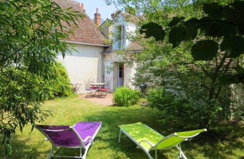 Mardie Casa | Maison confortable avec jardin à Mardié + Terrasse