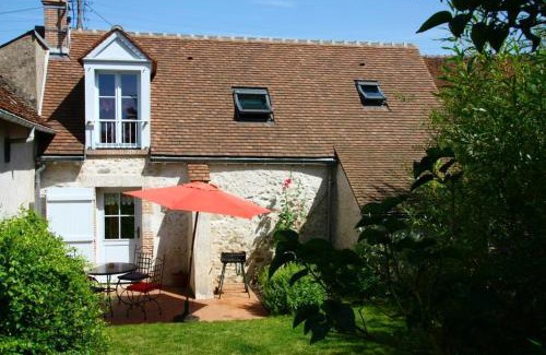 Mardie Casa | Maison confortable avec jardin à Mardié + Terrasse
