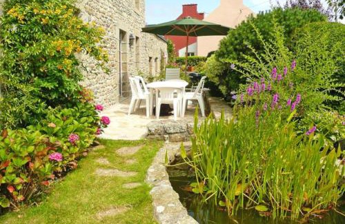 Ploudalmezeau Casa | Maison confortable proche de Ploudalmézeau avec jardin