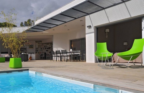 Pibrac Casa | Maison Contemporaine Avec Jardin et Piscine au Calme,