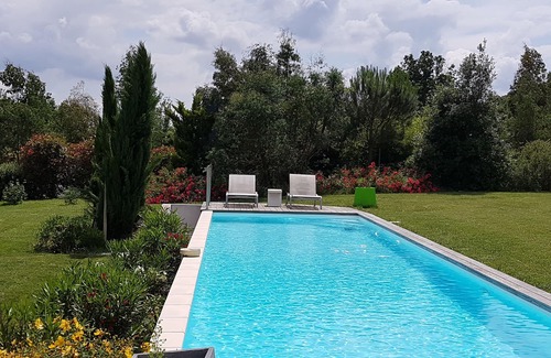 Pibrac Casa | Maison Contemporaine Avec Jardin et Piscine au Calme,
