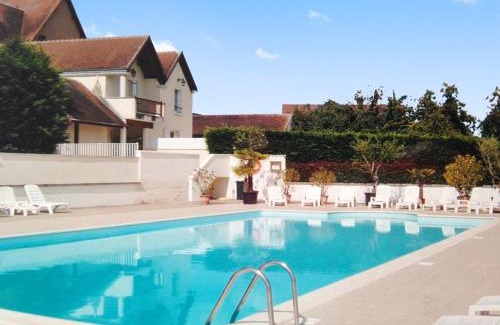 Faverolles Casa | Maison conviviale avec piscine à Villentrois 90 m²