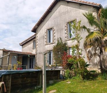Habas Apartamento | Maison cosy à la campagne, piscine et tranquillité