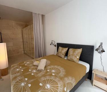 Arles City Centre Apartamento | Maison Cosy avec rooftop et BBQ - Roquette