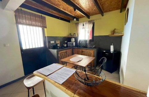Trois-Bassins Casa | Maison cosy avec vue mer et jardin à Trois Bassins