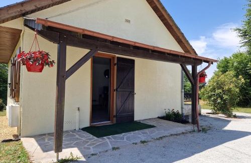 Liginiac Apartamento | Maison cosy et nature avec vue sur le lac de Neuvic