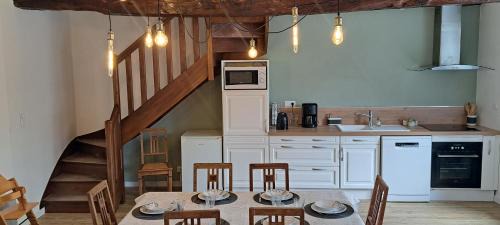 Saint-Pierre-de-Plesguen Casa | Maison de campagne au cœur d'un village