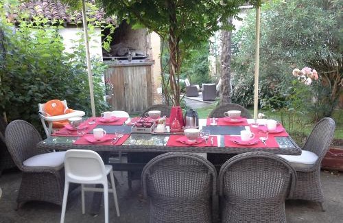 Coudures Casa | Maison d'hôtes Brameloup Jardin Ovale