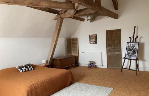 Lignieres-Orgeres Casa | Maison d'hôtes La Doucelle culture et bien-être