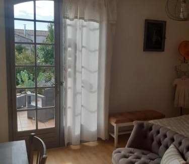 Doix-les-Fontaines Casa | Maison d'hôtes LE LAVOIR