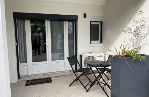 Le Bouscat Casa | Maison d'hôtes Romarine