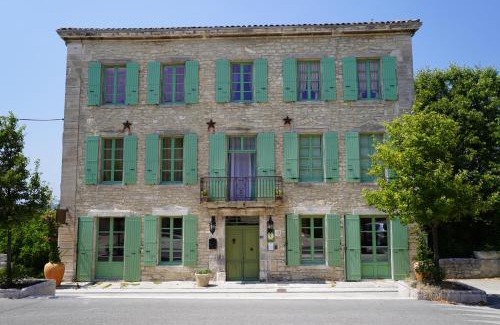 Barjac Cama Y Desayuno | MAISON D'HOTES LA GOURGUILLE