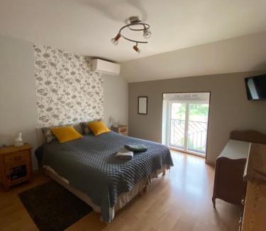 Izier Cama Y Desayuno | Maison d’izier