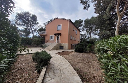 Le Cannet-des-Maures Casa | Maison Dans Quartier Calme