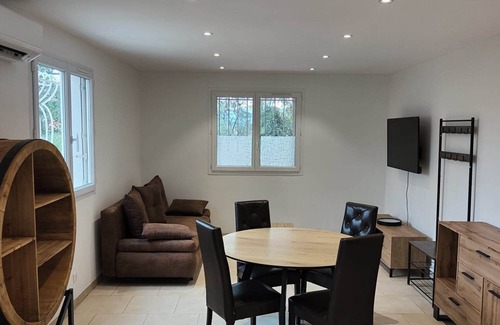 Le Cannet-des-Maures Casa | Maison Dans Quartier Calme
