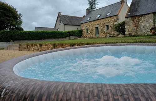 Plougonver Casa | Maison Dans une Ancienne Ferme sur 3,5ha