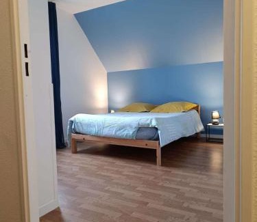 Ruaudin Apartamento | Maison de 82m2 proche du Mans avec parking privé