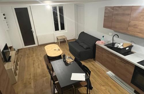 Limons Apartamento | Maison de bourg à Limons