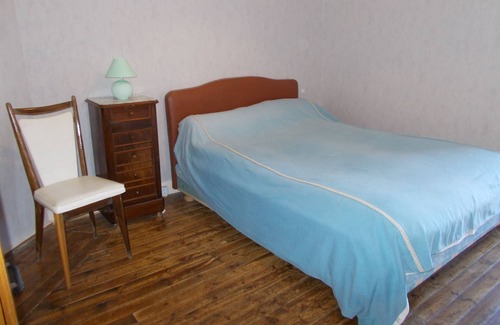 Chambon-sur-Lac Casa | MAISON DE BOURG A PROXIMITE DU LAC CHAMBON