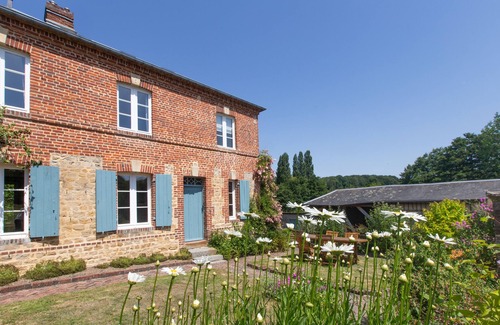 Saint-Ouen-le-Pin Cabaña | Maison de campagne-Rural-Baño con bañera