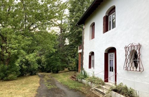 Gavarret-sur-Aulouste Casa | maison de campagne avec grand lac et park arboré