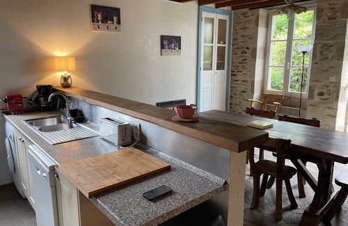 Nouzerines Casa | Maison de Campagne au Calme Avec Piscine
