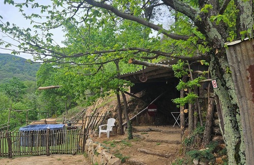 Issamoulenc Casa | Maison de Campagne au Coeur du Parc Naturel Regional des Monts D'ardeche