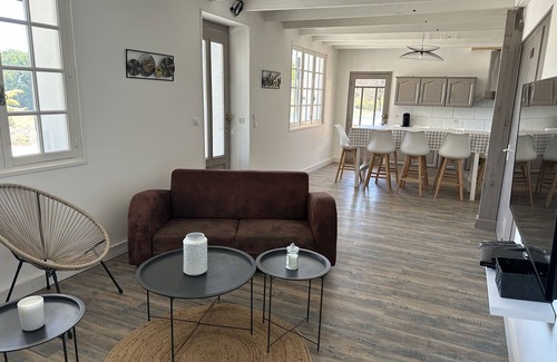 Monflanquin Casa | Maison de Campagne Avec Piscine Privée, Cadre Magnifique en Pleine Nature