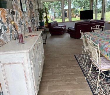 Saint-Ouen-des-Vallons Casa | Maison de campagne