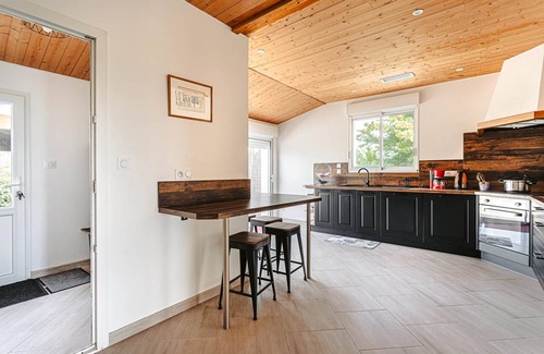 Marans Casa | Maison de campagne près de la Rochelle, piscine ouverte de Pâques à La Toussaint