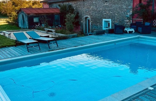 Saint-Maurice-sur-Dargoire Casa | Maison de Campagne Tranquille à 30 Minutes de Lyon Avec Piscine, Boulodrome