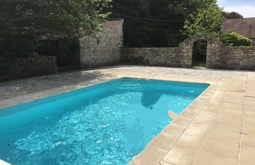 Montjavoult Casa | Maison de Charme au Cœur du Vexin - Piscine Chauffée, Grand Jardin - 1h de Paris