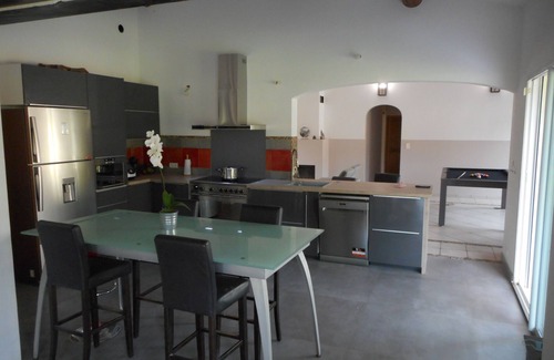 Eygalieres Casa | Maison de Charme Avec Piscine à Eygalières