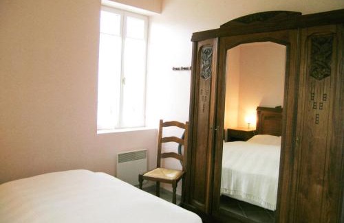 Aurouer Casa | Maison de charme avec jardin clos en Sologne Bourbonnaise, animaux acceptés, près de Moulins. - FR-1-489-258