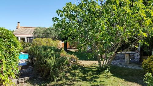 Velleron Casa | Maison de charme avec piscine privée à Velleron