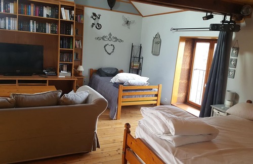 Naillat Cabina | Maison de Charme, sol en Pierre, Dans Petit Hameau Tranquille