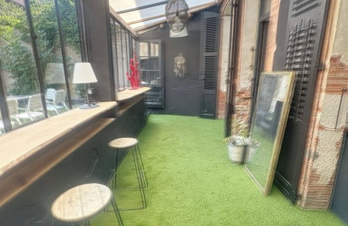Mazeres Casa | Maison de maître 250 m² - courtyard & glass roof for up to 10 people. Possible events.