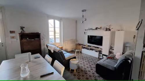 Fresnay-sur-Sarthe Casa | Maison de quartier de la Gare