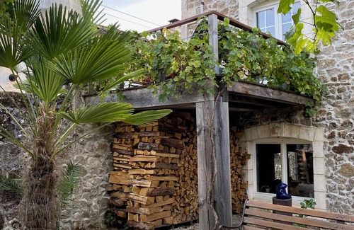 Piegut-Pluviers Villa | Maison de Reves in Piéguts Pluviers w/ Pool