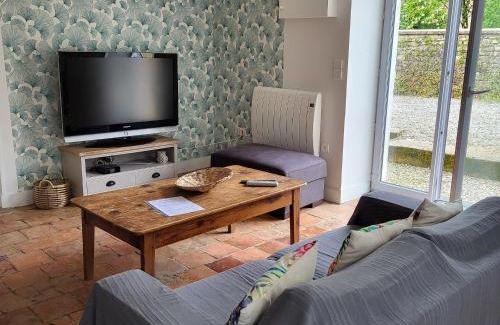 Mezieres sous Lavardin Casa | Maison de Village avec Jardin, Parc Privé et Box Fibre, Animaux Bienvenus, à 15 min du Mans - FR-1-410-333